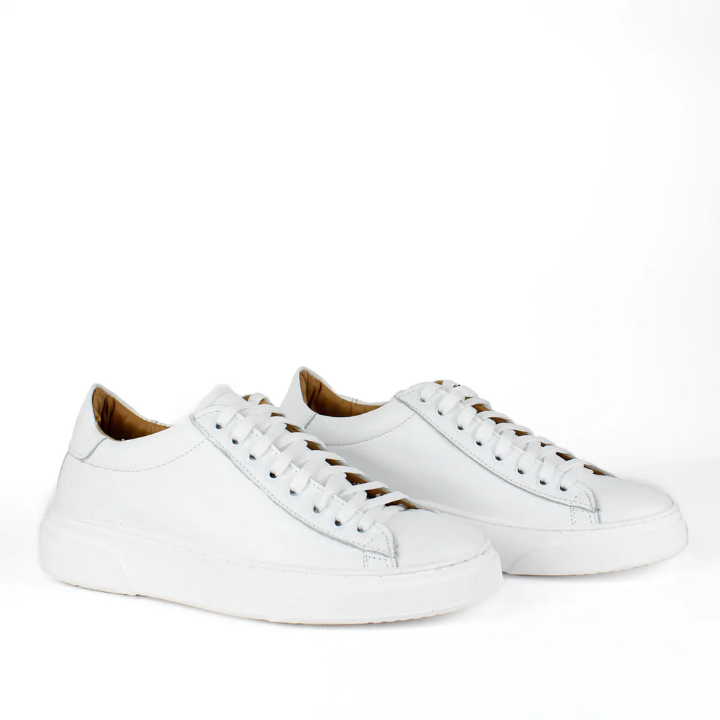 Zapatillas London de piel blanca