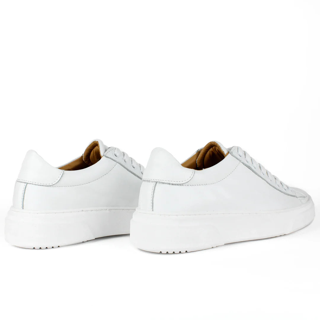 Zapatillas London de piel blanca